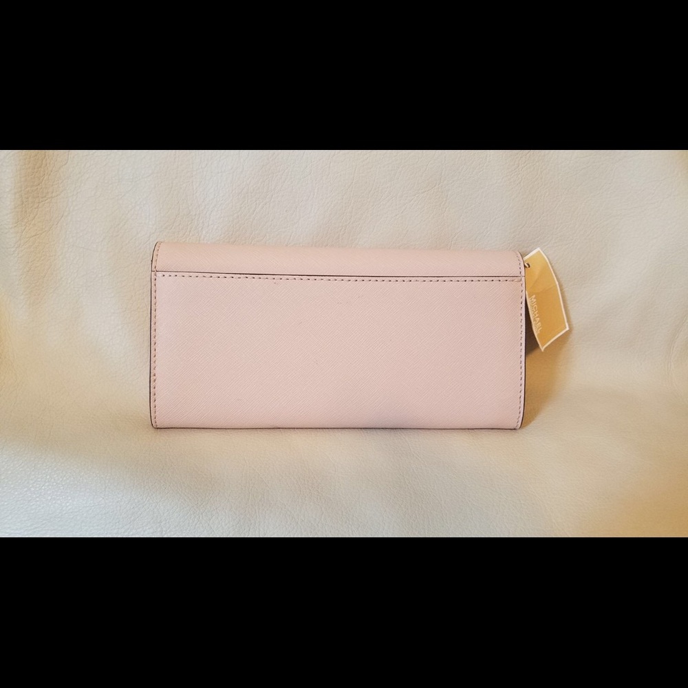 New! Michael Kors Jetset wallet - Picture 2 of 4